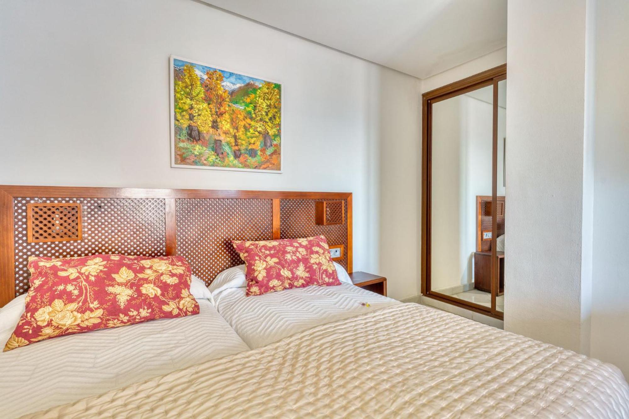 Habitación Triple con vistas a la ciudad